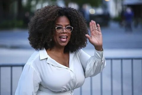 Oprah Winfrey Speaks At College Graduation in Colorado - Blo