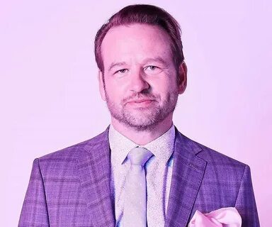 Dallas Roberts Net Worth, Biography, Age Family, Income, Wif