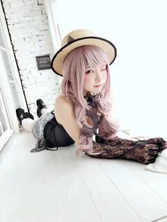 Too cute! Popular cosplayer Enoko image summary 300 sheets o