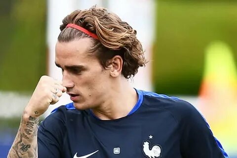 Antoine Griezmann Long Hair - Antoine Griezmann Haircut From