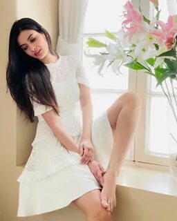 Diana Penty (@dianapenty) — Instagram