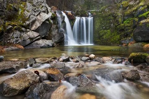 Upper Crystal Creek Falls (Straight Up) Водопады и Природа