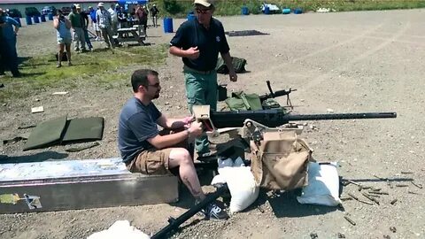 Firing the FN M3 .50-caliber machine gun - YouTube