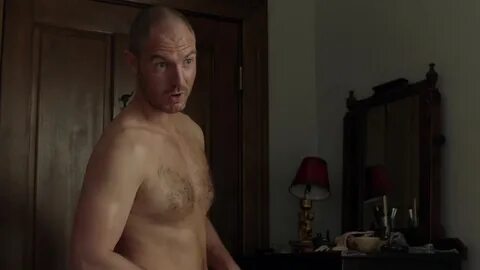 Shirtless Men On The Blog: Richard Flood & Steve Howey Shirt