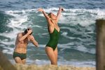 Ana de Armas: pic #1055519 Scarlett johansson bikini, Green 