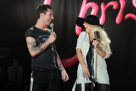 Maroon 5 Feat. Christina Aguilera: Moves Like Jagger (2011)