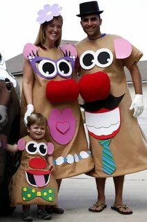 Family Halloween Costumes you can make yourself Family hallo