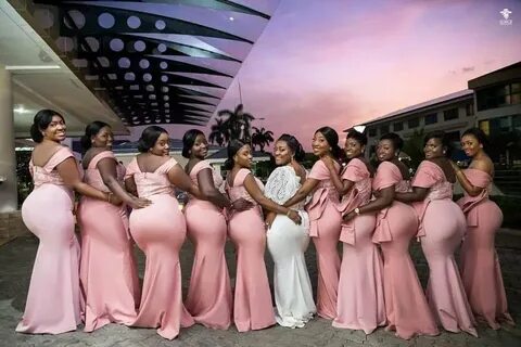 Pic: Let's Flaunt It - Bride And Bridesmaids Show Off Killer