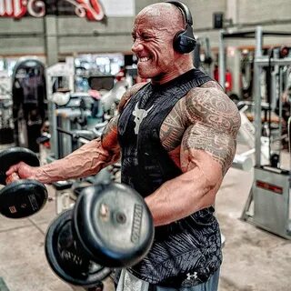 For the rock lovers 👉 🏼 @mrtherock1 #Fitnessfashion #fitnessl