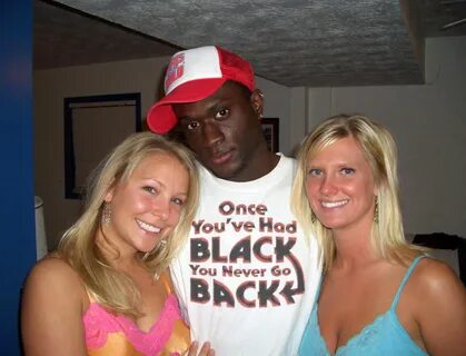 Young black dude with his white lovers - Amateur Interracial