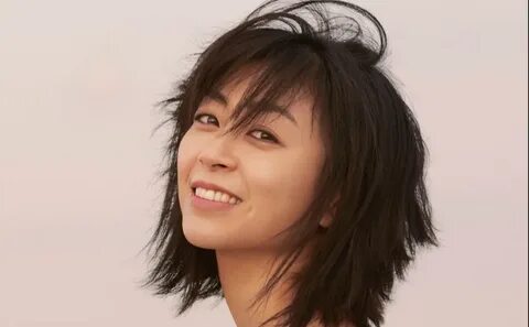 Utada Hikaru releases 7th Japanese studio album "Hatsukoi" A