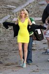 Buy elizabeth banks walk of shame yellow dress OFF-74