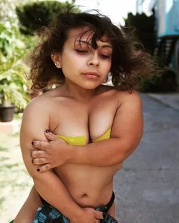 Dwarf bikini boobs