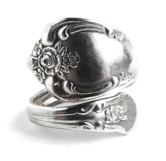 Vintage Spoon Ring - Vintage Size 8 Silver Plate WMA Rogers 