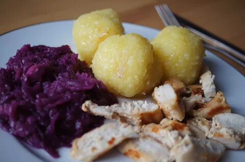 File:Kaninchen Rotkohl Kloesse 008.JPG - Wikimedia Commons