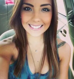 Cute girls taking car selfies (43 Photos) : theCHIVE Female.