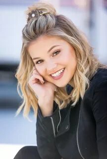 Olivia Holt Short hair styles, Hair styles, Cute hairstyles 