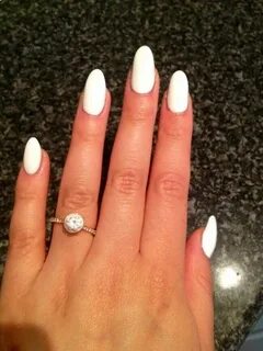 White oval nails Oval acrylic nails, White acrylic nails, Ov