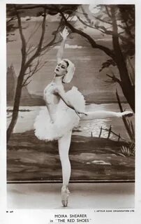 Moira Shearer - Ballerina and actress Photo postcards, Red s