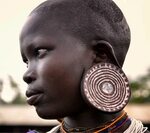 Surmi Woman, Tilgit Mursi tribe ethiopia, Mursi tribe woman,