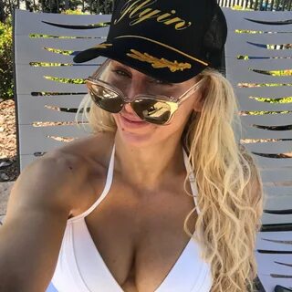 Charlotte Flair on Twitter: "👙 ☀ https://t.co/g43tUguP9y" / 