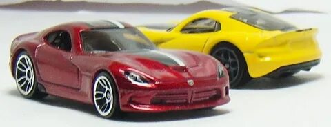 Hot Wheels SRT Viper and SRT Viper GTS-R