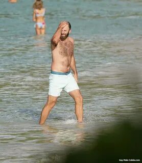 Free Dustin Johnson Sunbathing Shirtless On A Beach The Gay 