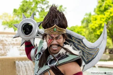 Cosplay: Draven - League of Legends Tekno Omega Photography 