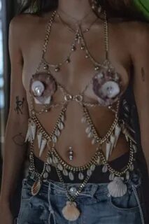 Watch Latest Lourdes Leon Topless Sex Tapes and Nipple slips