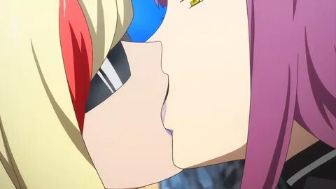Lesbians kissing vlkyrie drive
