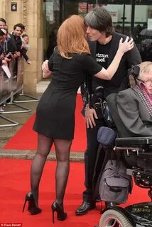 Jessica Chastain stuns in a LBD at Interstellar Live screeni