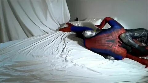 Crysis vs spiderman at Gay0Day