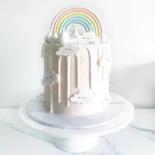 Pastel rainbow cake Rainbow birthday cake, Baby birthday cak