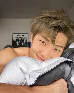 Pin by Merve Alkan on BTS MEMBER NAMJOON Namjoon, Kim namjoo