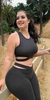 Pin on Girls Size Plus curvy curvas