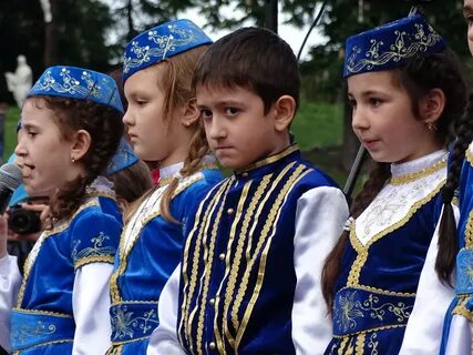 Tatar Kids on Podium at May 18 Commemoration of Crimean Ta. 
