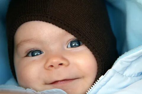 File:Close-up photograph of a male baby (4424012923).jpg - W