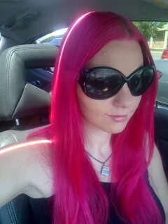 My previously pink hair. special effects - atomic pink = neo