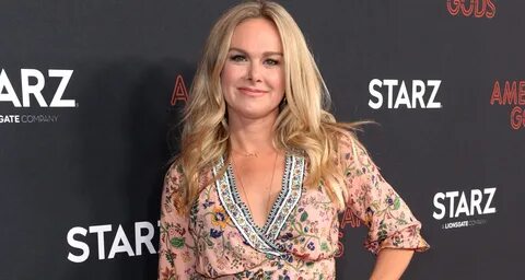 Laura Bell Bundy & Husband Thomas Hinkle Welcome First Child