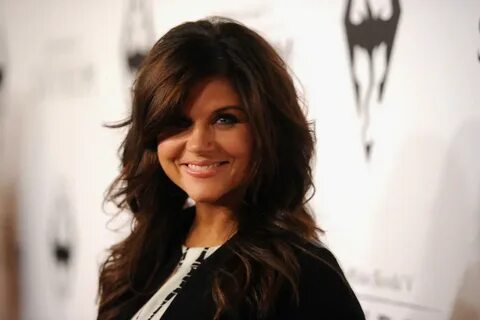 Tiffani Thiessen Layered Cut - Hair Lookbook - StyleBistro