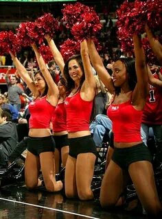 CELEBRITY SCANDAL: 60+ Photo Gallery of Chicago Bull Cheerle