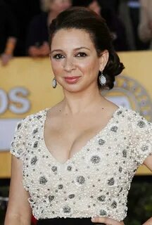 Best Cleavages in The World: Maya Rudolph Cleavage