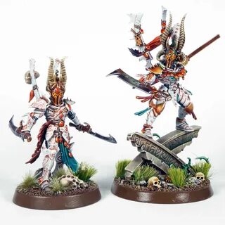 Showcase: Drukhari / Dark Eldar Drazhar and Incubi by Uruk -