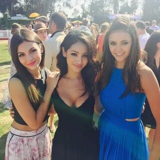 Victoria Justice, Melanie Iglesias, and Nina Dobrev - Imgur