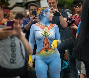 Amsterdam Bodypainting Day Bodypainting on rembrandplein Fli