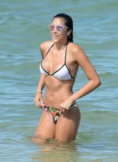 Daniela Ospina in Bikini 2016 -07 GotCeleb