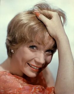 Pictures of Shirley MacLaine, Picture #233295 - Pictures Of 