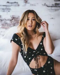 Hot LaurDIY Boobs Photographs Are Essentially Engaging - XCe