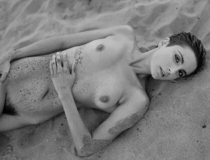 fashion-nude-water-fine-art-roarie-yum-kelly-segre-14 Gré