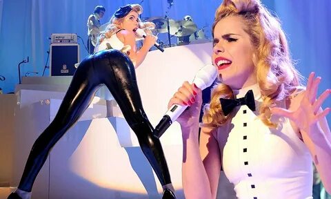 Paloma Faith at Camden Roundhouse Floyd Rosen Flickr